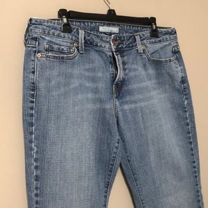 Levi woman size 12 bootcut jeans